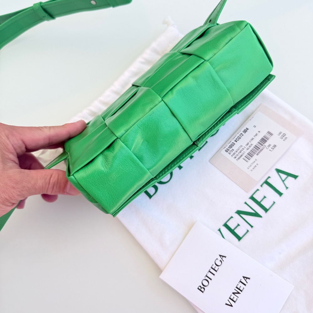 Bottega Veneta Cassette Belt Bag Parakeet Green Maxi Intrecciato Leather 651053 - Picture 6 of 14